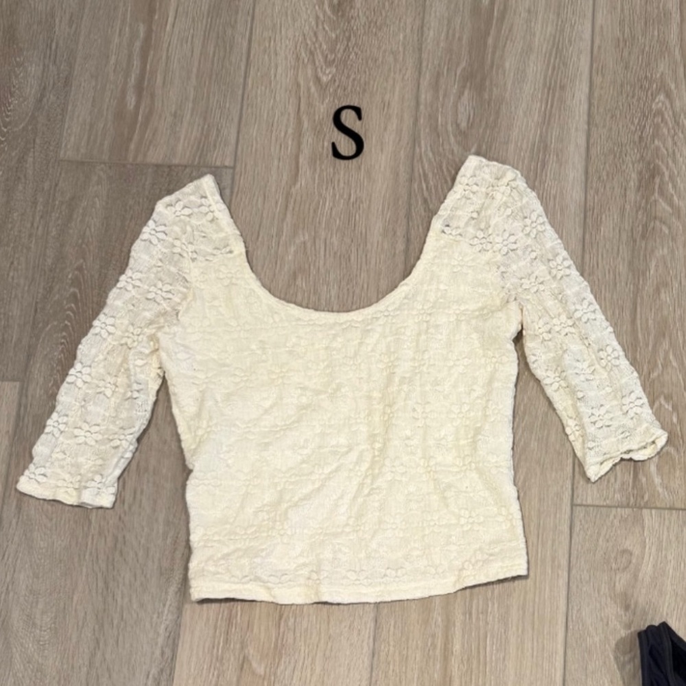 Hollister Cream Lace Top